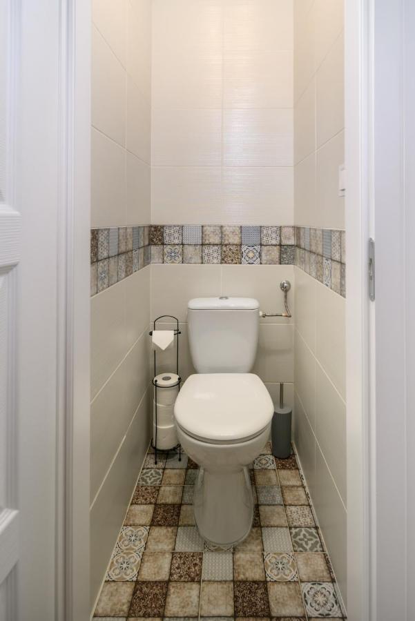 Ja18 Downtown Pearl - 2 Bedroom Apartment 부다페스트 외부 사진